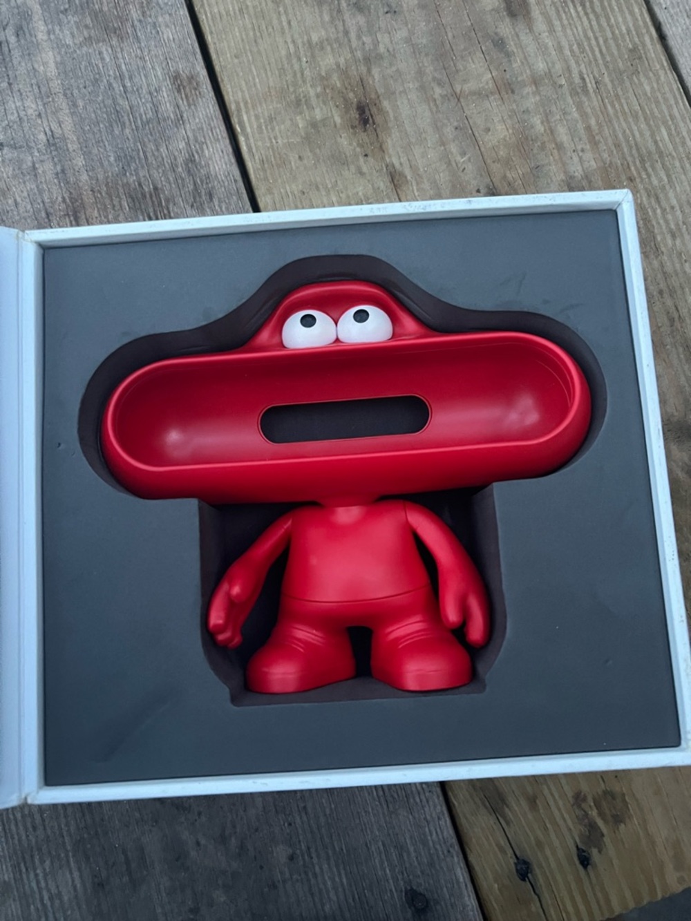 Beats by Dre Red Character-Style Portable Speaker